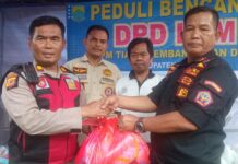 Untuk Membantu Meringankan Korban Banjir Bandang di Sukanagara, DPC Cianjur BPPKB Banten Sumbangkan Sembako
