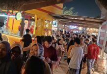 Memasuki Tahun Baru 2024, Pantai Aloha PIK-2 Ramai Pengunjung