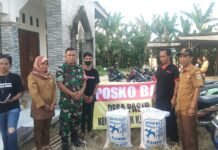 RedDorz Balaraja menyalurkan bantuan untuk korban banjir di Desa Pasir Ampo Kecamatan Kresek Kab Tangerang
