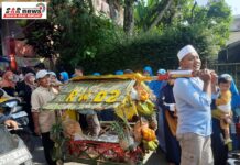 Pawai dongdang warnai 10 muharam yang dinanti warga cimande hilir