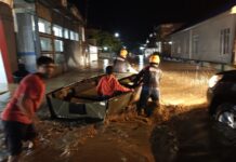 Bansor di Kabupaten Mamuju, Tim Gabungan Kerahkan Alat Berat untuk Buka Akses Jalan Terdampak