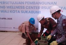 Ayep Zaki dan Boby Maulana Letakan Batu Pertama untuk Renovasi Kris di RSUD.Syamsudin