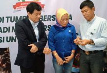 Presiden Partai PADI Melantik Kornas di Kantor DPN
