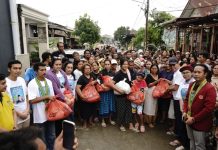 Tim Natal Nasional Bantu Distribusi Bantuan atas Instruksi Prabowo ke Sumut, Masjid Tampung Pengungsi dari Semua Umat