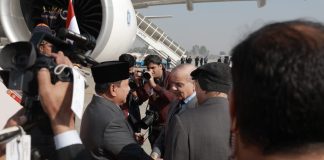 Usai Bermalam di Aceh, Prabowo Tiba di Pakistan Disambut Langsung Presiden dan PM