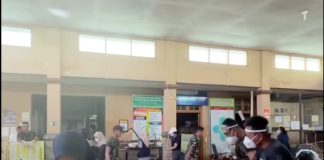 Pemandangan Warga dan TNI Gotong Royong Bersihkan RSUD Aceh Tamiang, Kini Bisa Digunakan