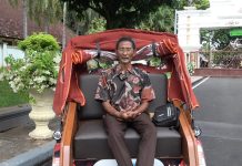 Doa Penarik Becak Lansia Tuban: Semoga Pak Prabowo Selalu Bisa Membuat Rakyatnya Tersenyum