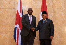 Diplomasi Peci Hitam Prabowo di Lancaster House