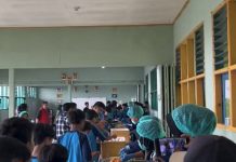 Ciptakan Kebersamaan di Sekolah, MBG Digelar Prasmanan di Sukabumi: Siswa Gembira