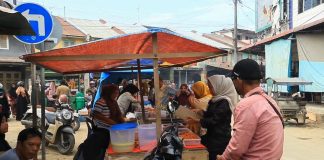 Aceh Tamiang Kian Ramai di Penghujung Ramadan: Berburu Takjil dan Belanja Baju Lebaran