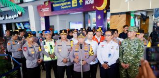 Kapolri Diperintah Langsung Prabowo Usut Tuntas Penyerangan Andrie Yunus