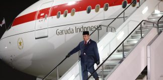 Tiba di Tokyo, Prabowo Disambut Pejabat Pemerintah Jepang di Haneda Airport
