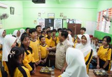 Kala Prabowo Dengarkan Cita-Cita Pelajar SMP 111 Jakarta Barat: Jadi Presiden hingga Bawa Indonesia ke Piala Dunia