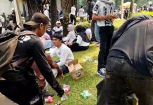 Supplier MBG Turun ke Jalan, Bagikan Buah dan Ikut Bersih-Bersih Pasca Demo