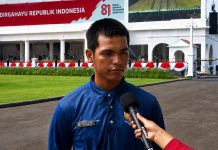 Bangga Gabung Paskibraka, Nasionalisme Fatih Bergelora Kibarkan Sang Merah Putih di Istana