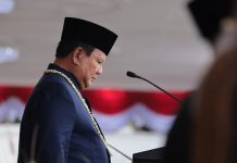 Awali Upacara HUT ke-81 RI, Prabowo Ajak Seluruh Peserta Berdoa untuk Korban Bencana
