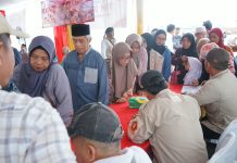 Dokter Keliling Gerindra Sambangi Cineam Tasikmalaya, Ratusan Warga Nikmati Pengobatan Gratis hingga Bantuan Gizi